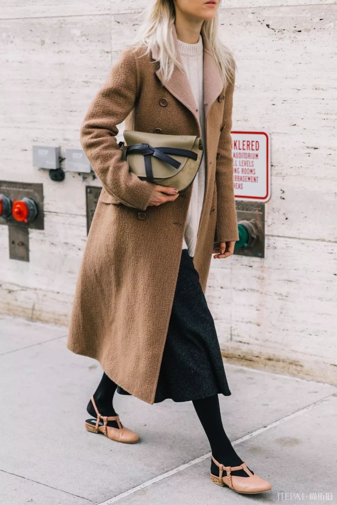 秋冬大衣穿搭四不要法则,避开这些雷区,不然真的会穿的很难看!