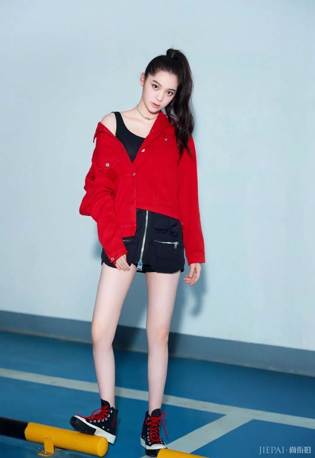 小个子如何选牛仔颜色，穿上才最显白显瘦？