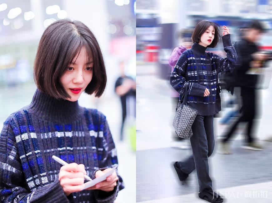 宋茜李溪芮同穿“花毛衣”,搭配紧裤子与拖鞋,谁更时髦?