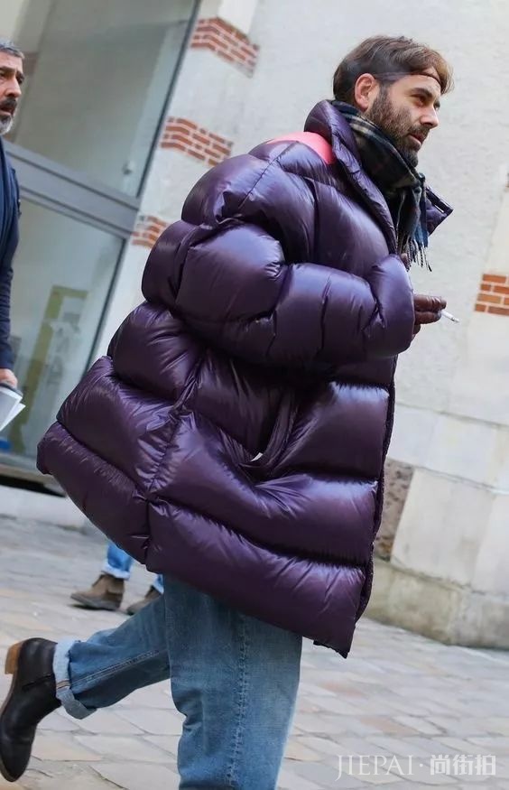 欧美潮男街拍 外套要够大才能够有型