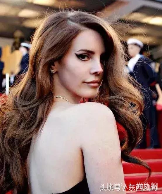 2018秋冬流行什么发色？来看看我们为你总结的吧