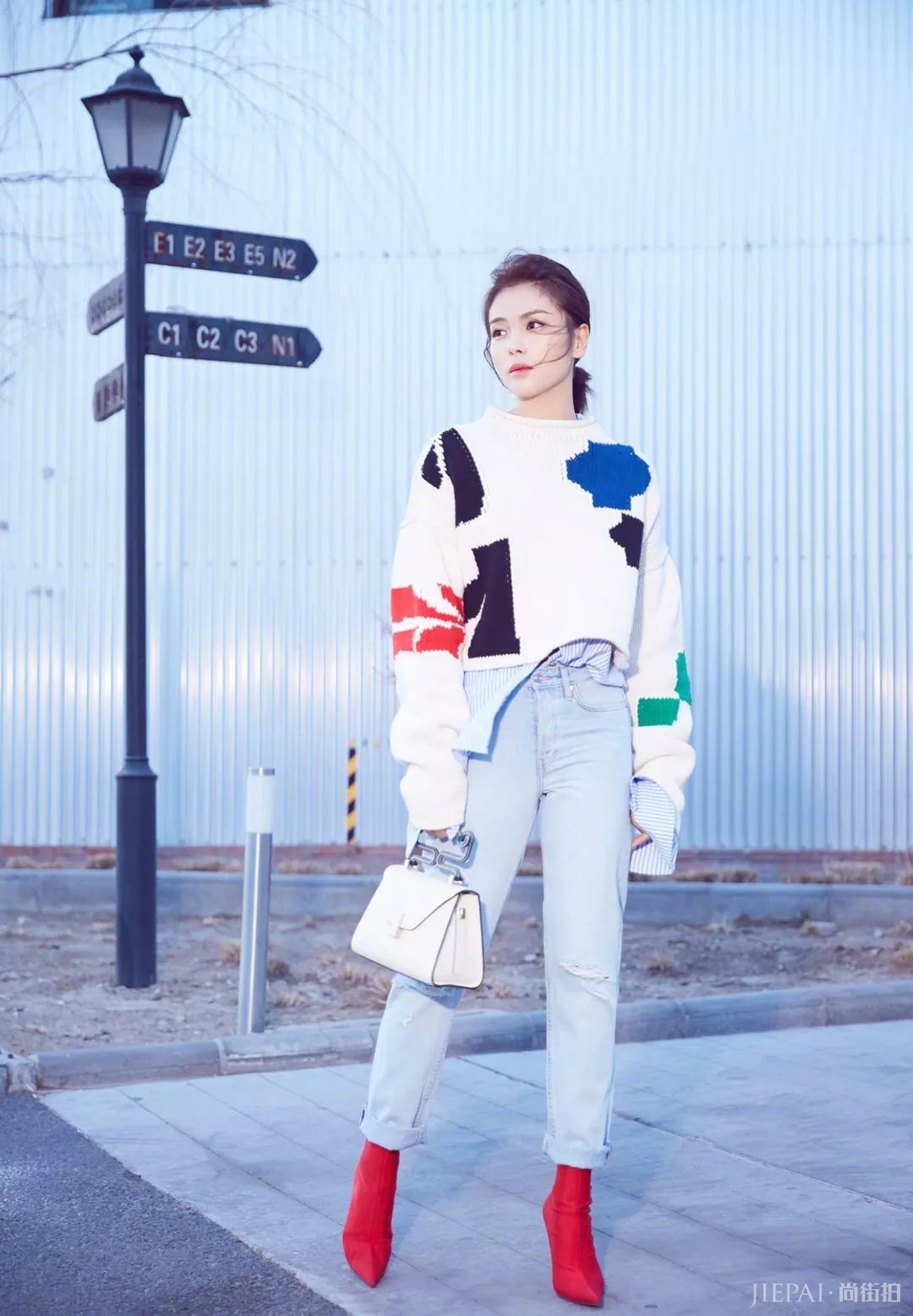 衣服“卷个边”，时髦到没边！