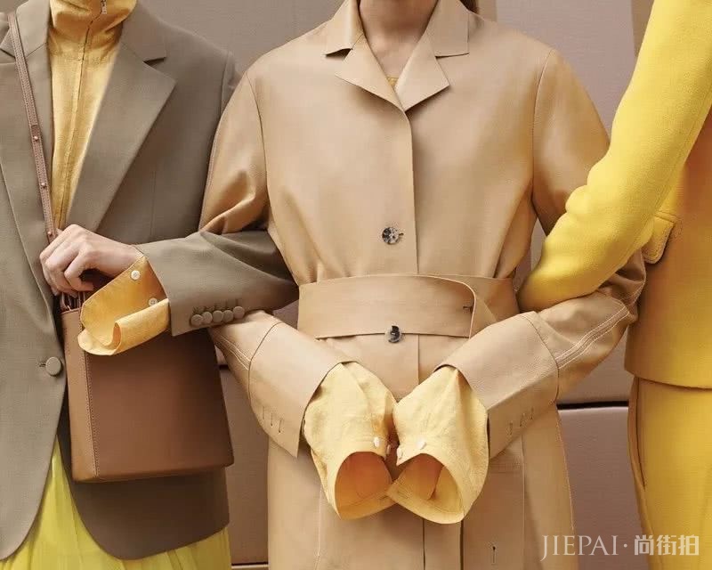 你的手机屏保也该换上“秋装”了，最美的都在这里