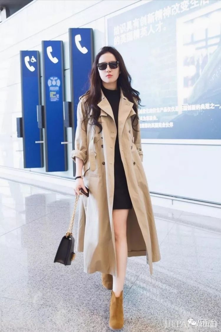 刘亦菲衣品真好，长腿惹人注目，越来越漂亮