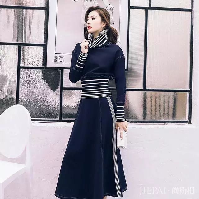 晚秋微凉！想要迷人又要温暖，洋气减龄有气质！