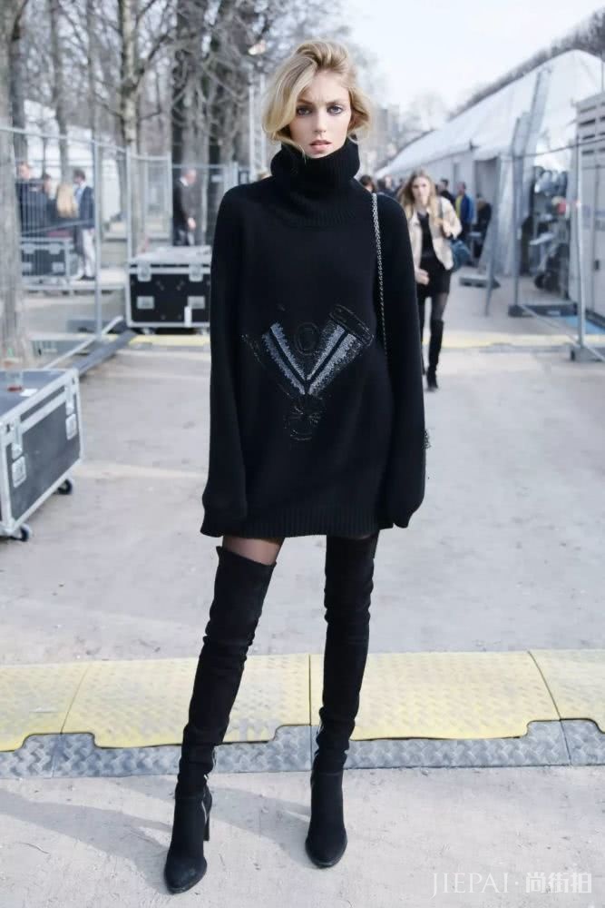 为什么黑色在秋冬这么受街头潮人欢迎？ 因为穿上显瘦效果明显哦