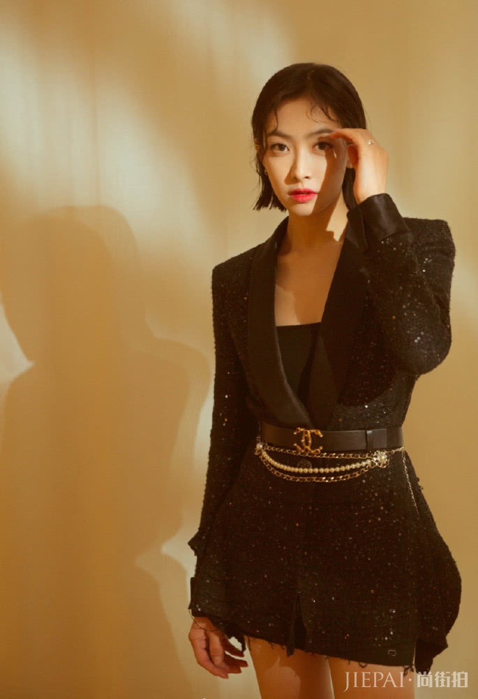 袁泉和宋茜剪波波头,优雅不失活泼,看完就想剪