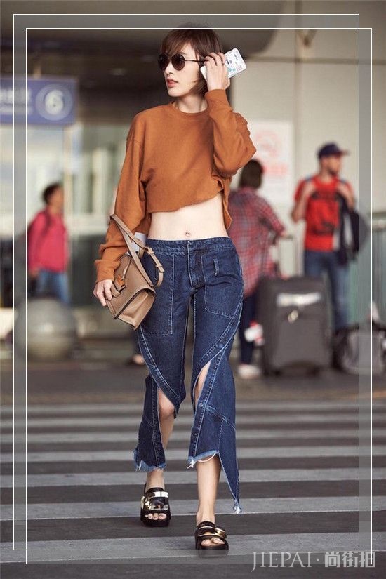 张俪为博眼球拼了！大冷天也要露腰秀腿！