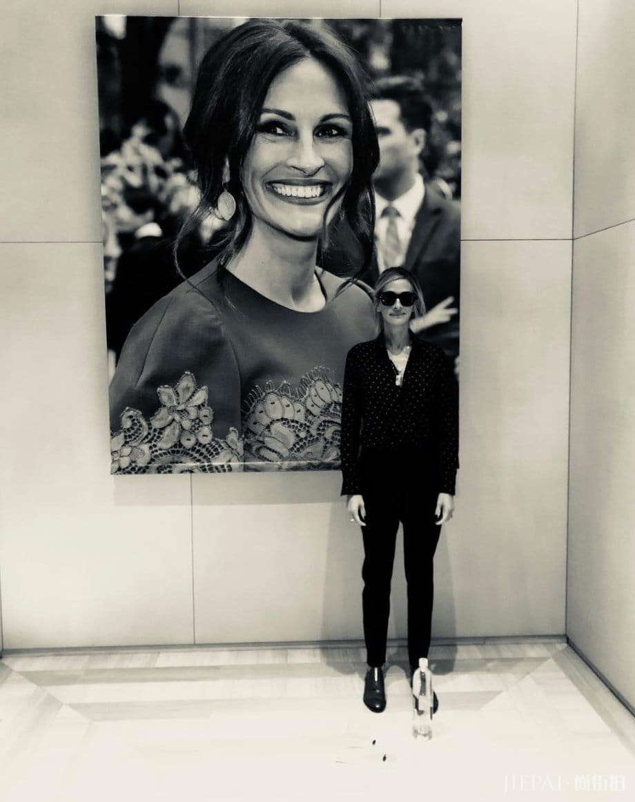 茱莉娅·罗伯茨被网友群嘲太老“很受伤”:50岁难道看着该像15岁?