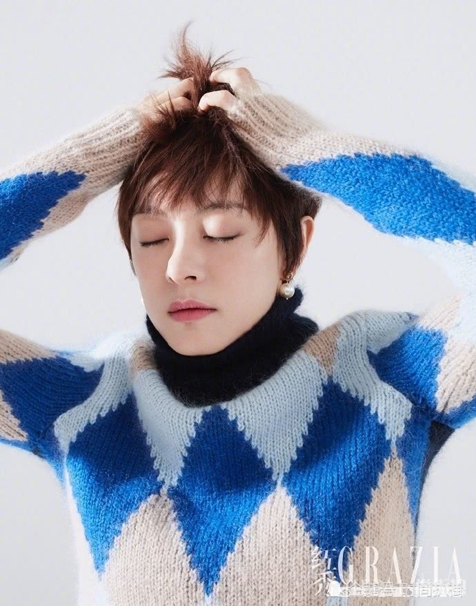 孙俪最新杂志封面堪比大片,一套比一套霸气