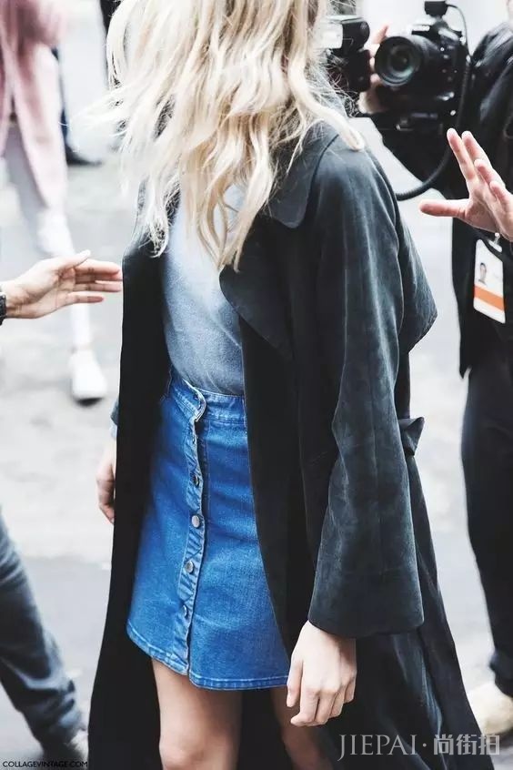 秋天风衣裙子怎么搭好看?风衣裙子穿好了能搭出高级感