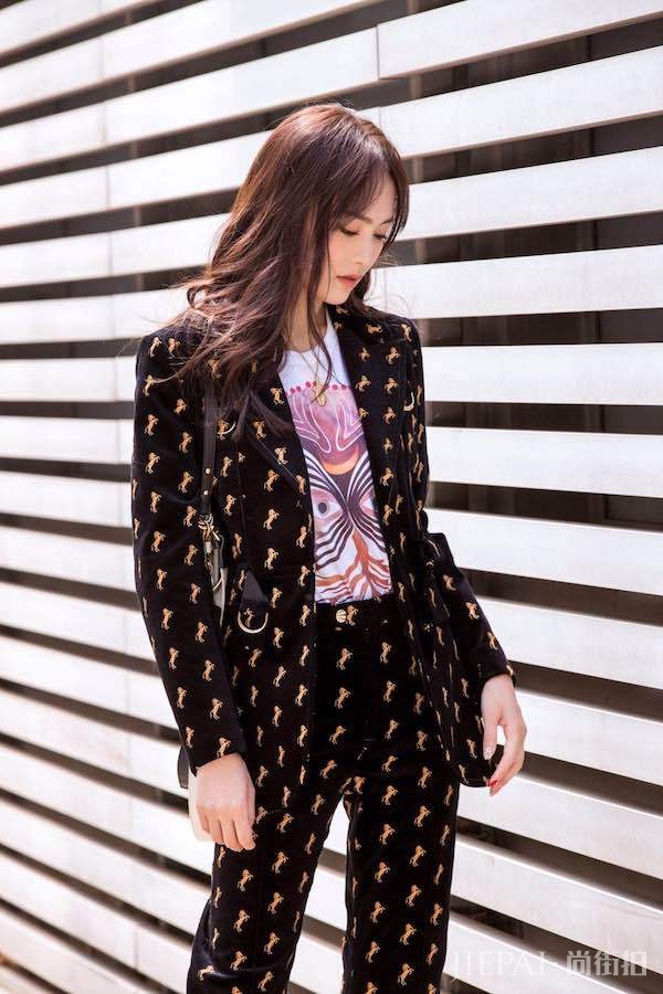 和唐嫣一起回溯那块关于Chloe的浪漫之旅