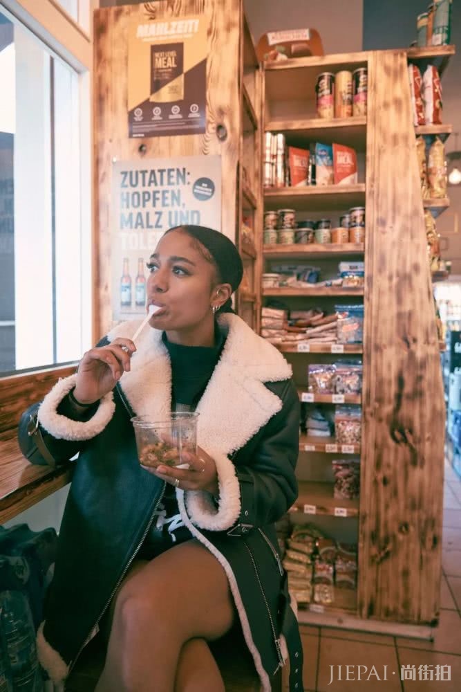 与德国最当红女歌手一起撒野人间游乐园——柏林