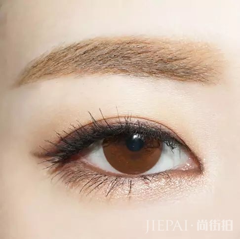 眼影到底该怎么画 这三种画法让你美到爆