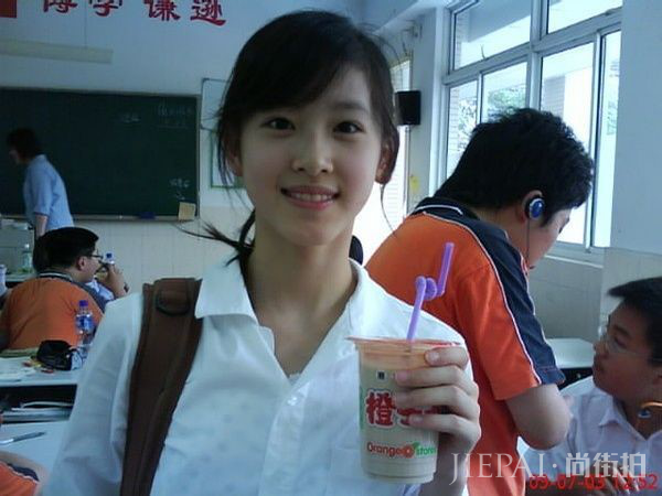 清纯的奶茶妹妹气质变了这么多!她的那些旧照你还记得么?
