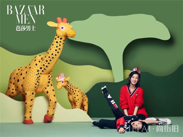 开启“丛林冒险”，黄圣依安迪登《芭莎男士》封面