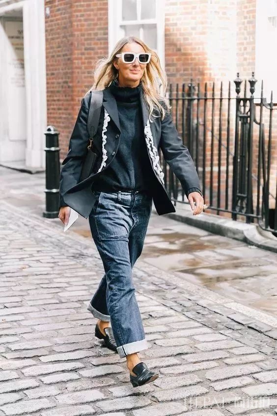 毛衣+半裙，毛衣+阔腿裤…保暖又时髦，从秋穿到冬的搭配！