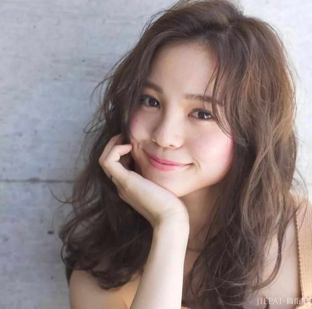 奶茶棕是什么神仙发色!看起来也太太太美了吧!