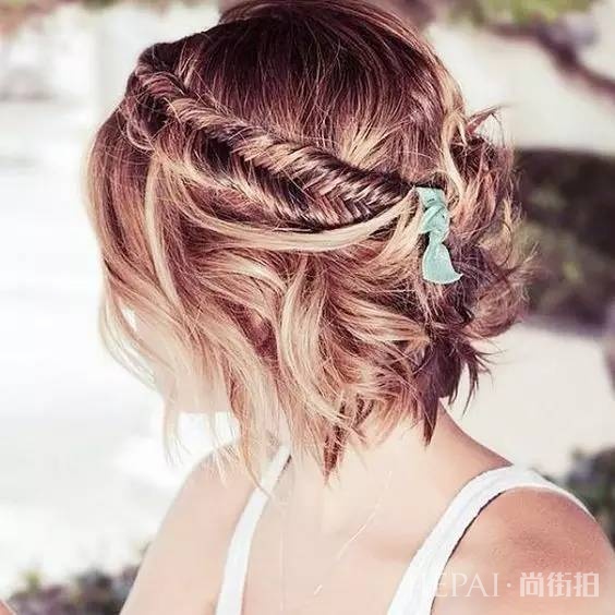 满大街的短发，如果你这样扎才能显得与众不同！