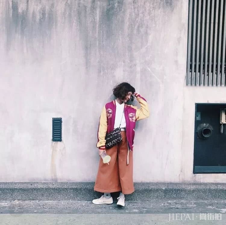 最基础的单品,让你成为 5 种不同风格的女生