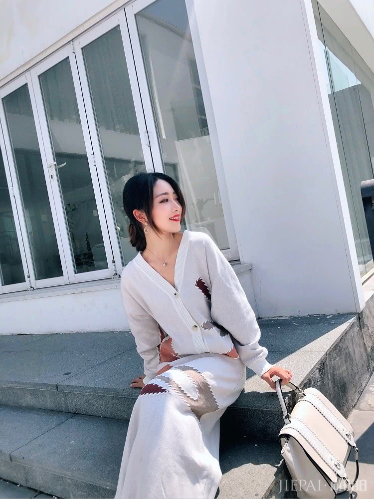 精致女孩都用这3种搭配,一穿就美一拍照就火,女人味十足