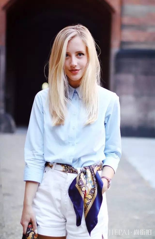 秋天就得搭配丝巾,丝巾的N种系法!