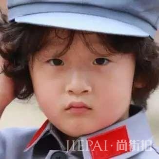 女生光头是种什么体验？从光头长到头发可以见人需要多久？