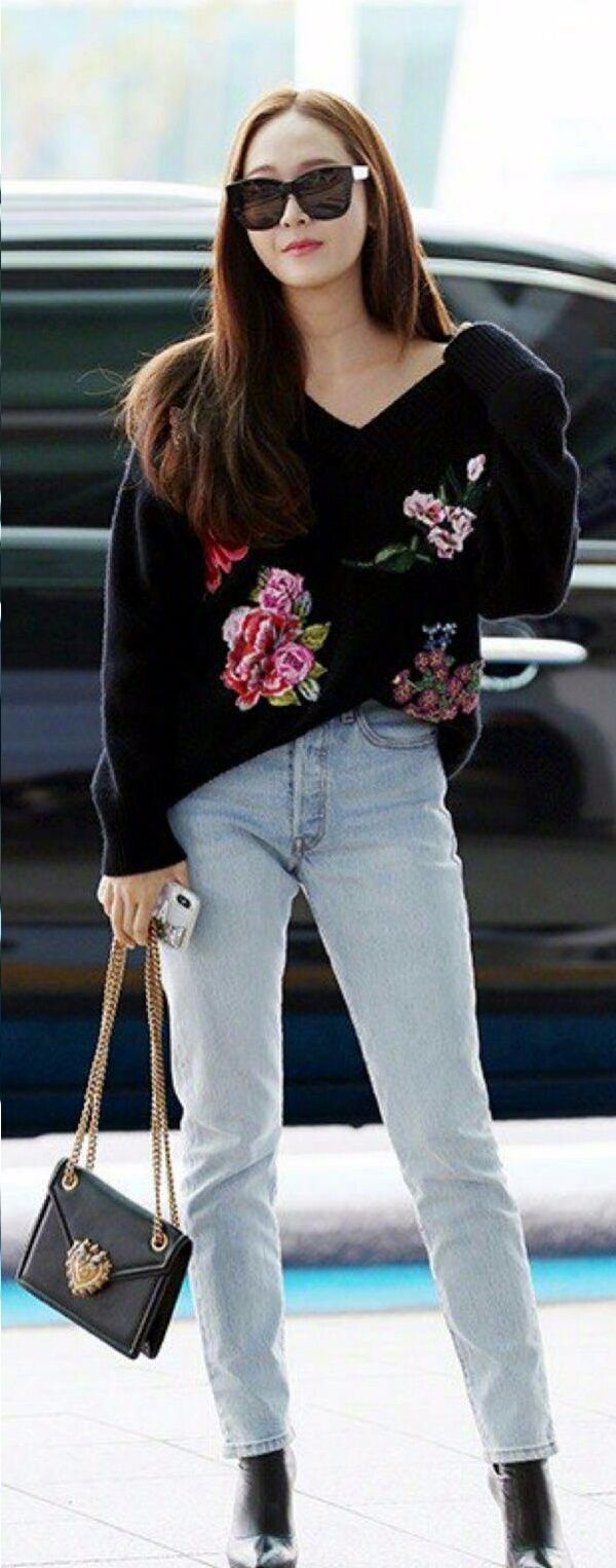 孙怡真会穿，撞衫韩星郑秀妍都赢了！