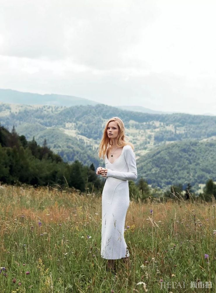 你的手机屏保也该换上“秋装”了，最美的都在这里