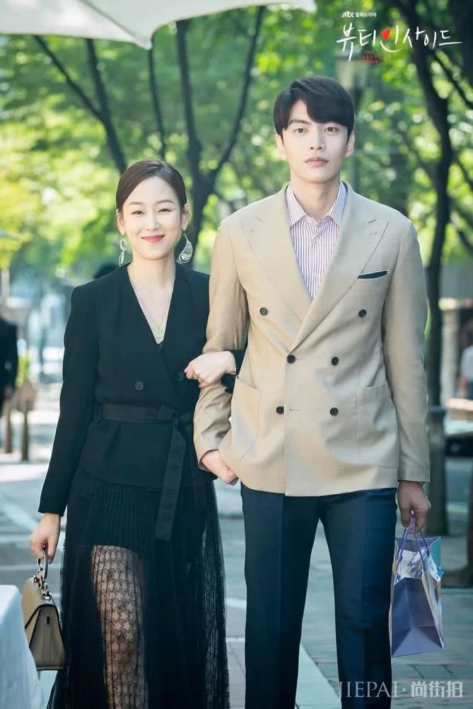 每个月都换脸是什么体验?这部高能韩剧告诉你