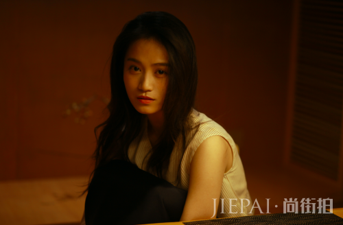 隋源秋季写真曝光 清新少女韶华正当时