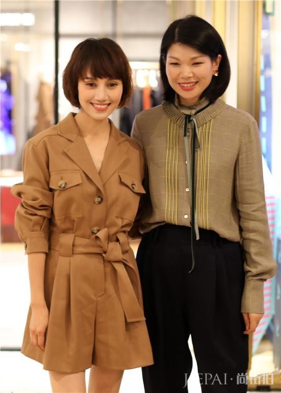 当孙俪和袁泉同穿驼色大衣,终于明白了气质对于女性的重要性
