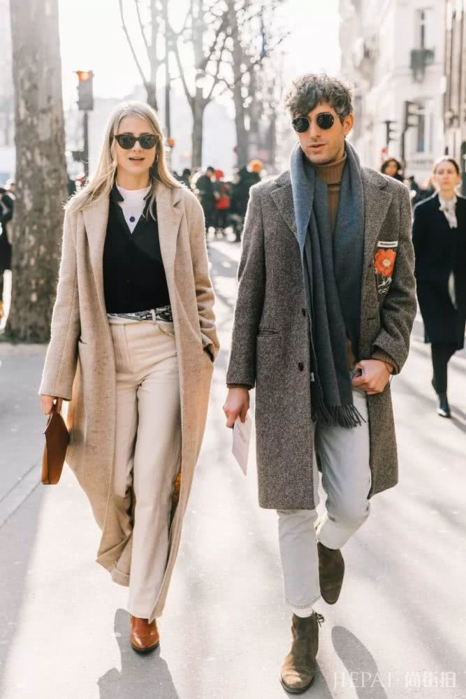 看完这么多街拍风格 还是黑色最显高级大气