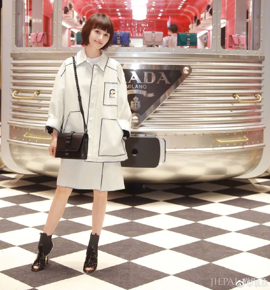 袁泉和宋茜剪波波头,优雅不失活泼,看完就想剪