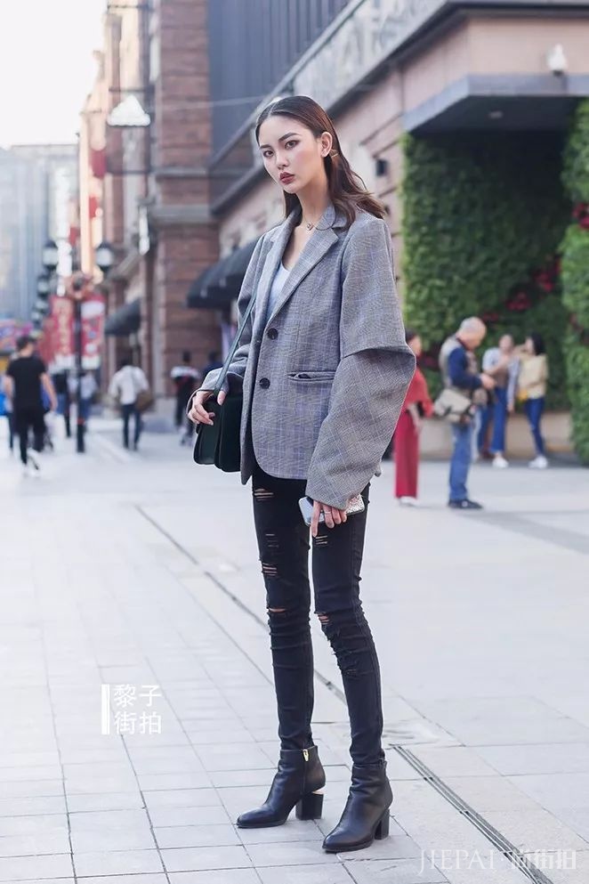 武汉街拍No.44 | 早晚渐凉的武汉 ，看他们如何穿搭