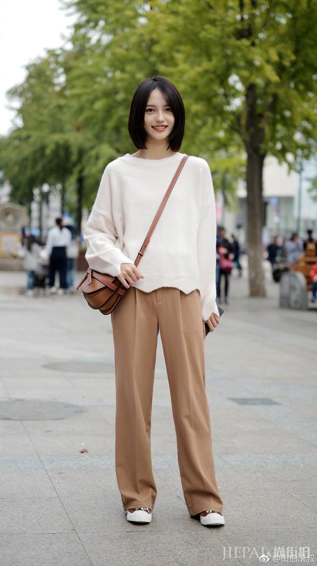 今年秋天有点冷，看看杭州潮人怎么搭配