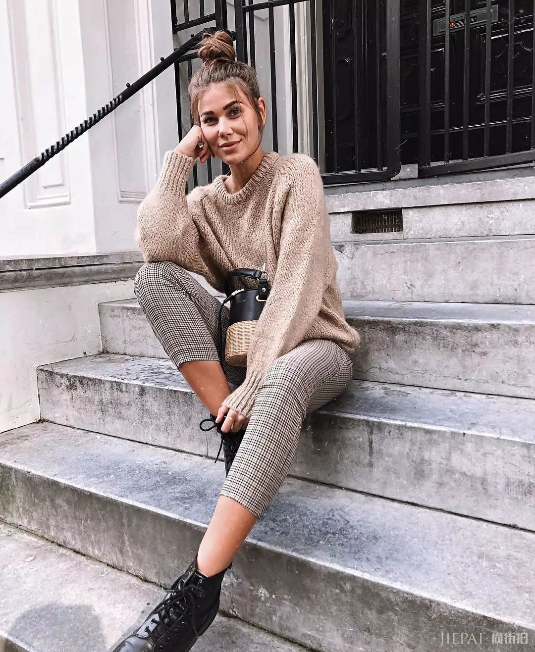 又又又又双叕到了穿毛衣的季节,今年穿这几款毛衣美翻整个秋天!