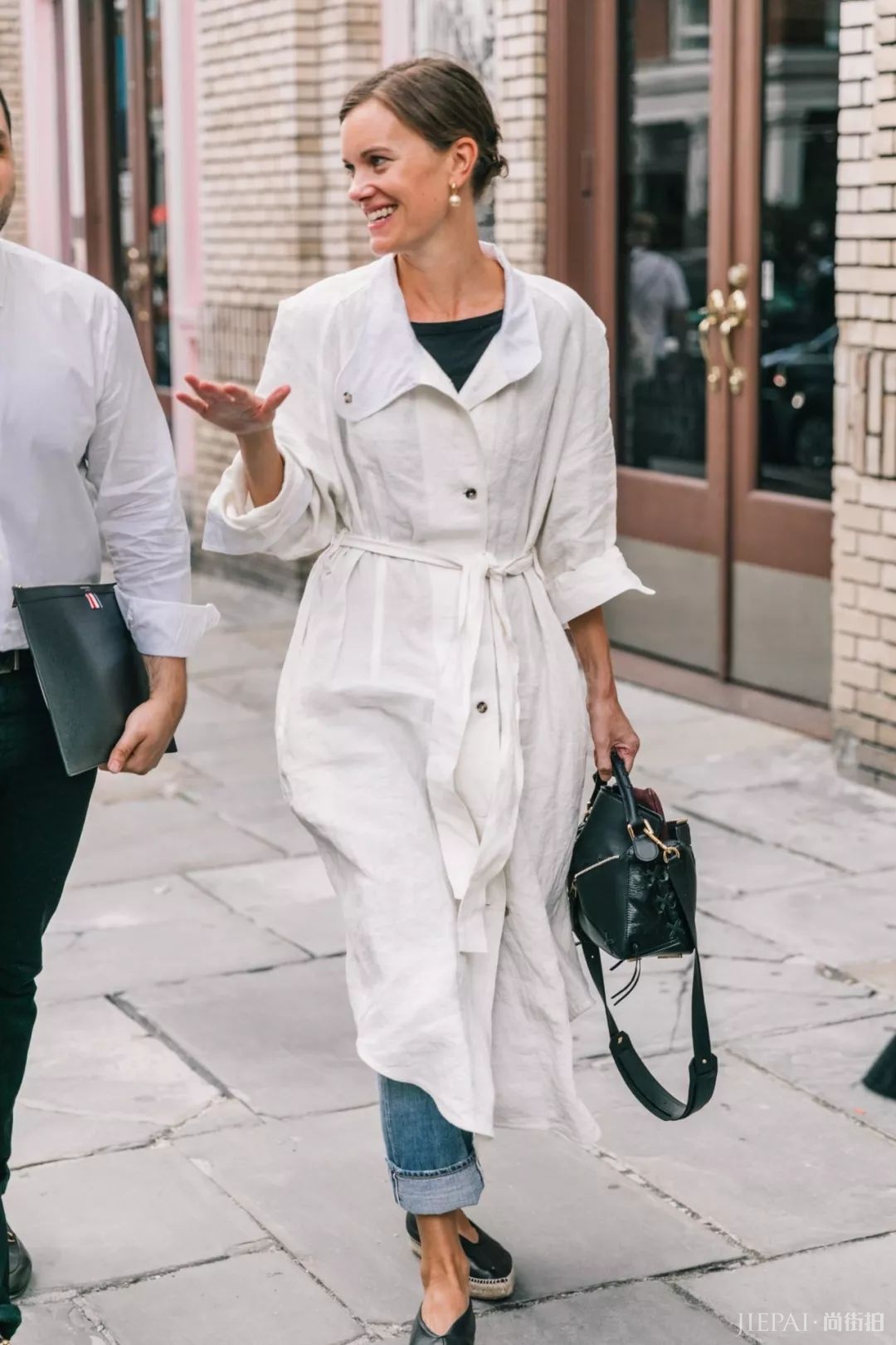 衣服“卷个边”，时髦到没边！