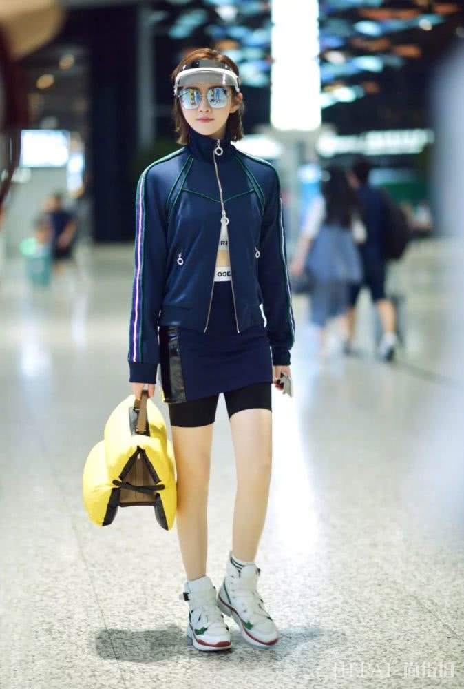 被误会了多年的运动夹克，如今它终于翻身了