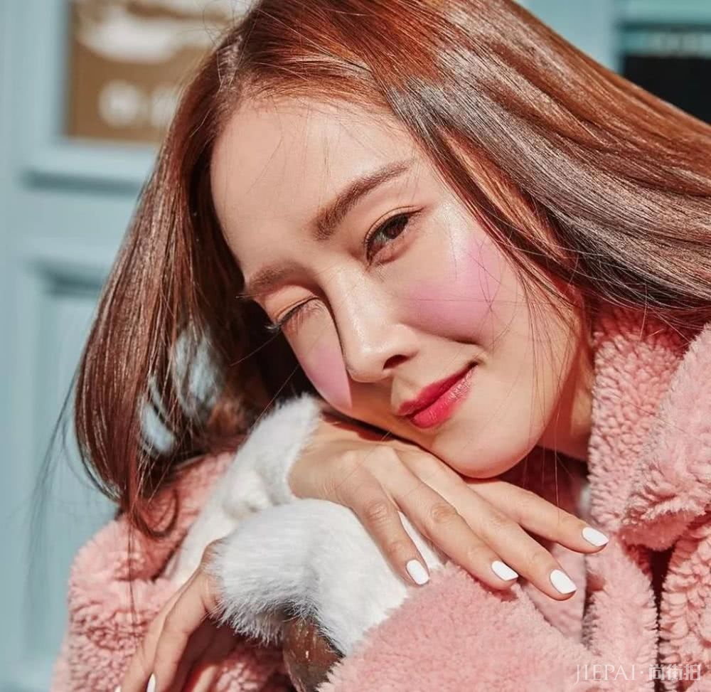 从亚洲最美面孔 到最会赚钱的女总裁 看她怎样活出白富美人生的