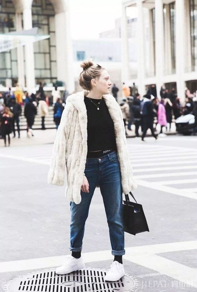 秋冬穿鞋一定要搭配这个单品，实在太好看了