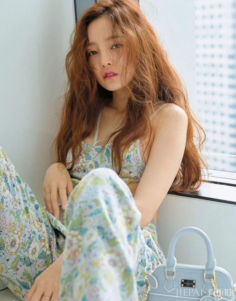 2018年大热的“水波纹”卷发,明星潮人们都在疯狂跟风