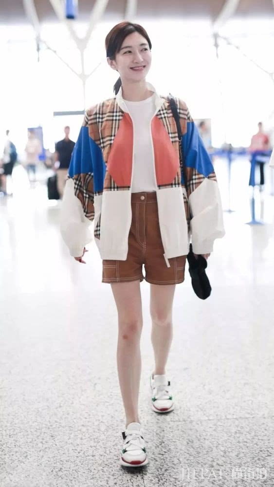 被误会了多年的运动夹克，如今它终于翻身了