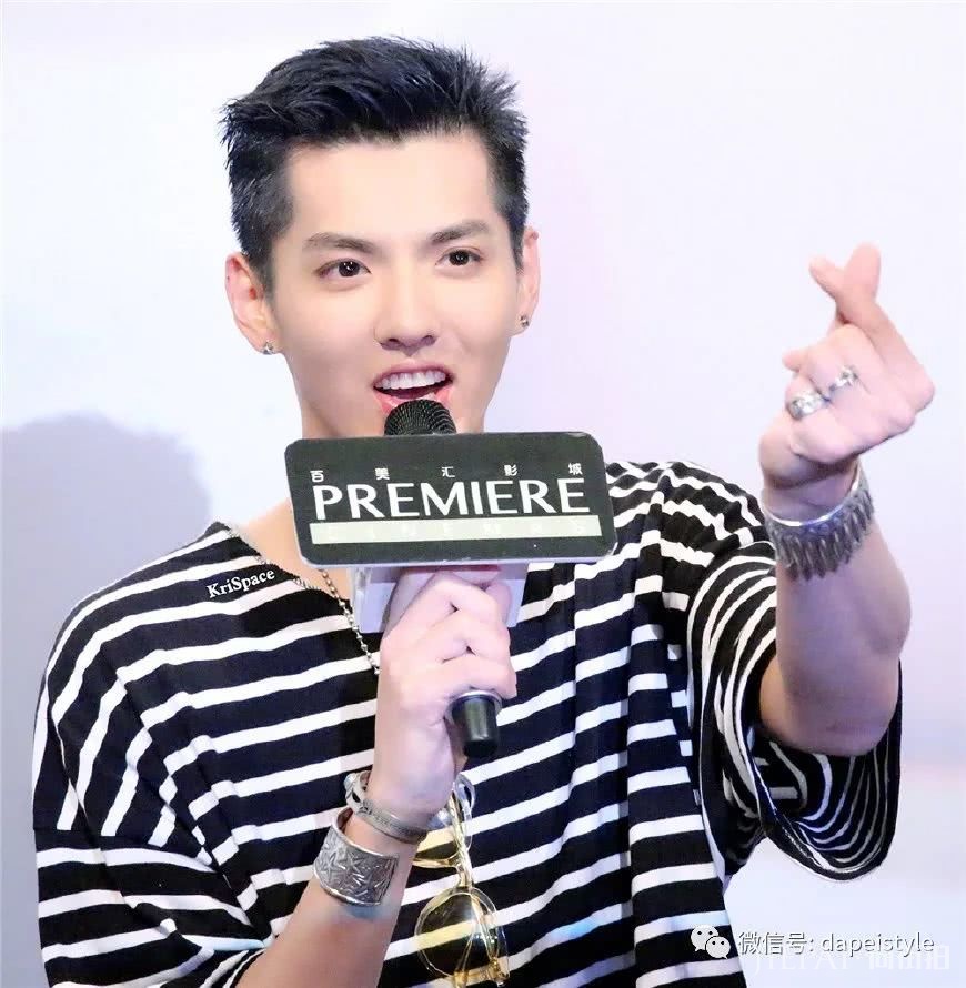服装发型都不适合,被拍成“矮子乐”依然帅,吴亦凡是颜高没错了