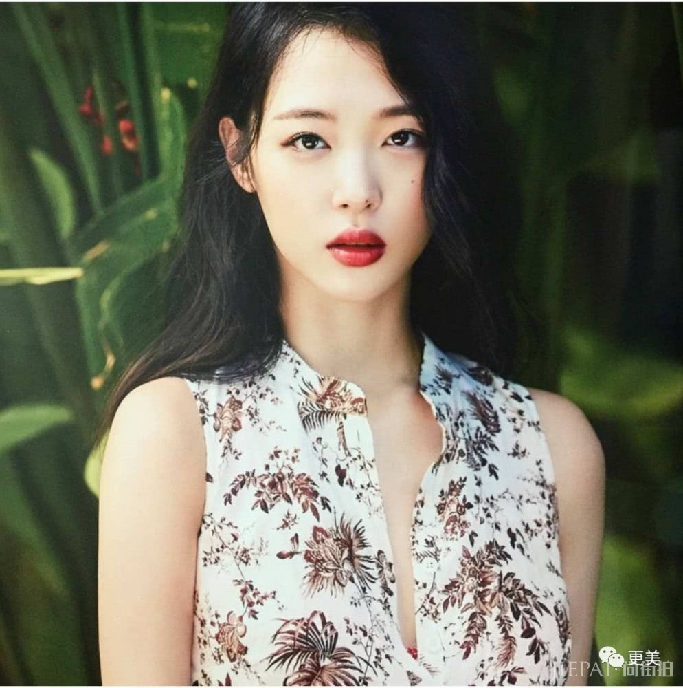 崔雪莉这是什么情况？?这次的造型翻车了...