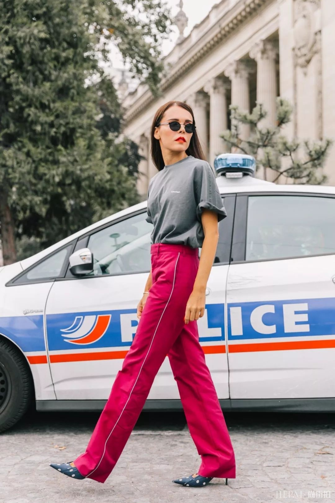 衣服“卷个边”，时髦到没边！