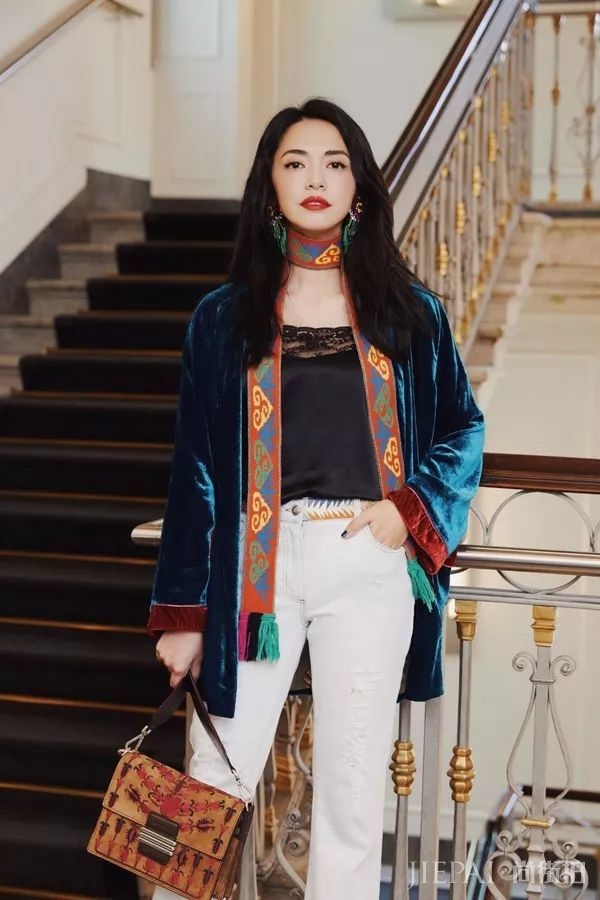 舒淇和姚晨厚唇怎么画口红?这样做更高级