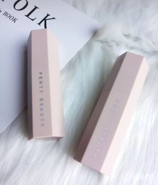 怎样化妆瘦脸 手把手教你画出V脸