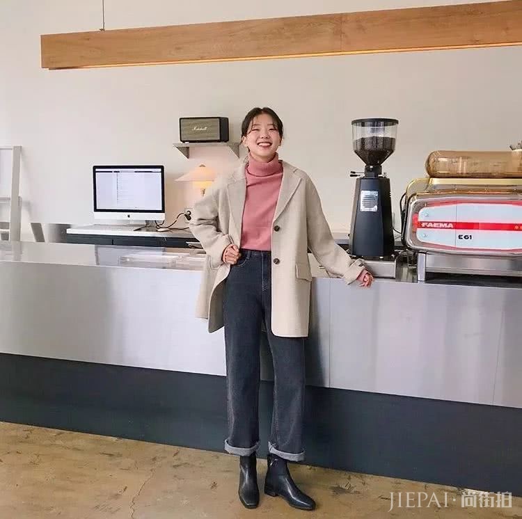 最基础的单品,让你成为 5 种不同风格的女生