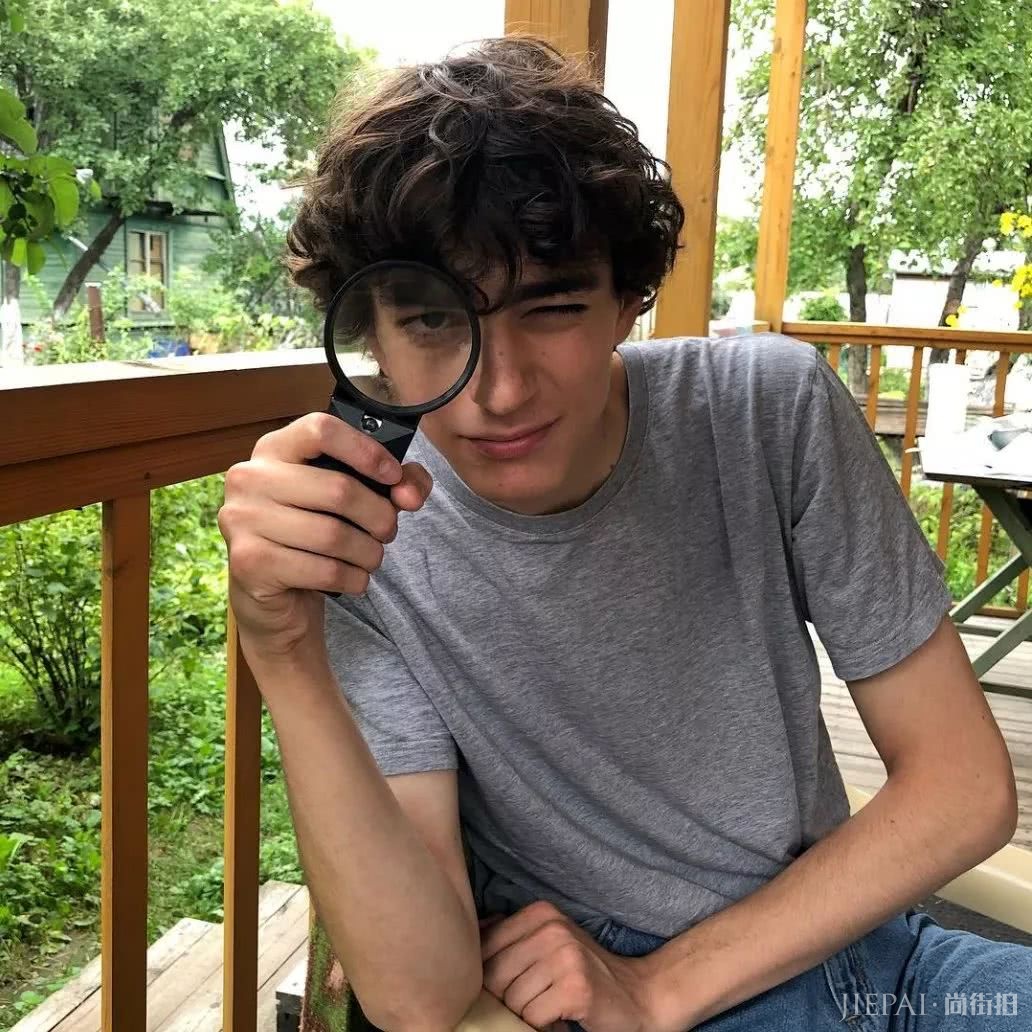 四大时装周只有女模?这些风格不同的男模照样让你荷尔蒙泛滥